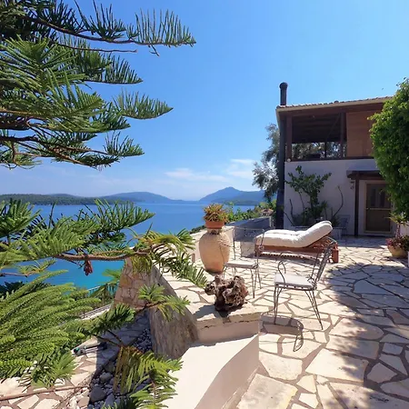 Luxurioese Ferienvilla Fuer 8 Personen * Nydri (Lefkada)
