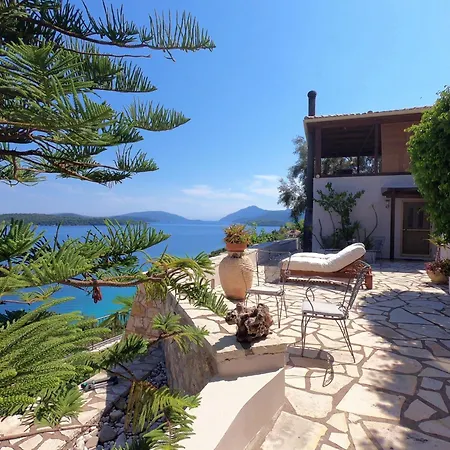 Luxurioese Ferienvilla Fuer 8 Personen * Nydri (Lefkada)